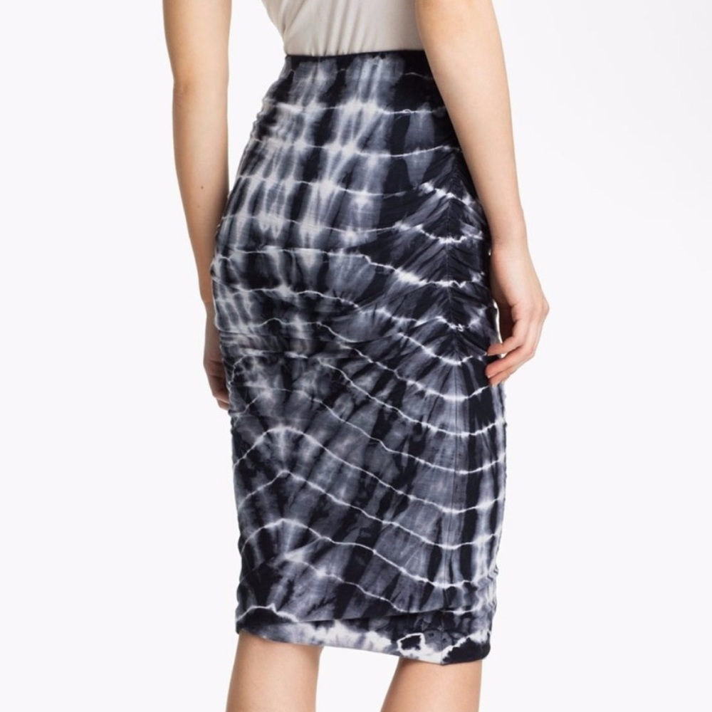 JAMES PERSE Tie Dye Ruched Pencil Skirt in Blue Size 2 - Picture 2 of 11